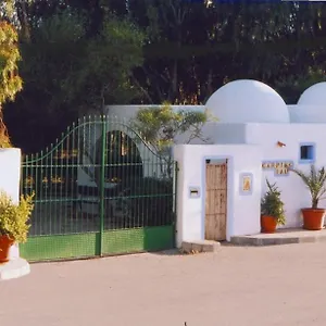 Camping Albergue Tau Campeggio